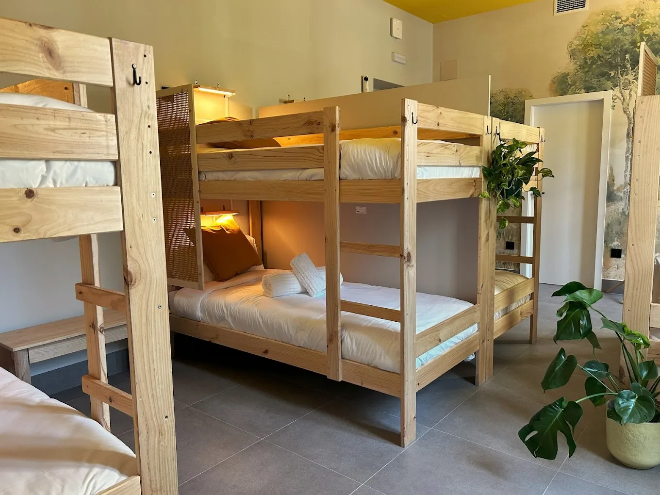 bunk bed room